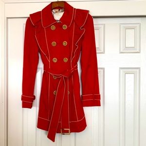 Exquisite Leifsdottir trench